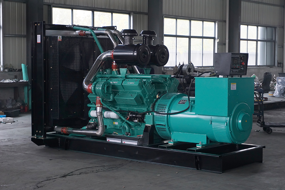 SD12V135AZD申動(dòng)300KW柴油發(fā)電機(jī)組報(bào)價(jià)