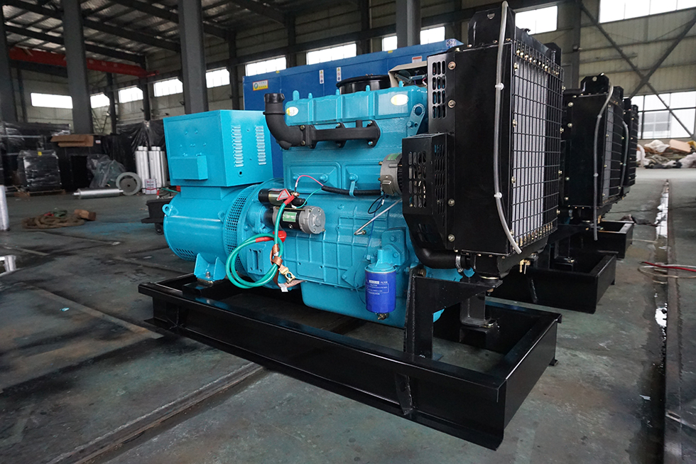 495D10濰柴華豐20KW柴油發(fā)電機(jī)組報價